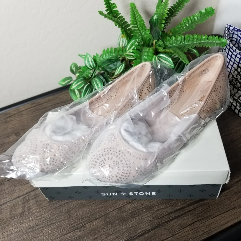Sun+Stone Sophia ballet flats blush beige slip on cutouts sz 8.5m nib